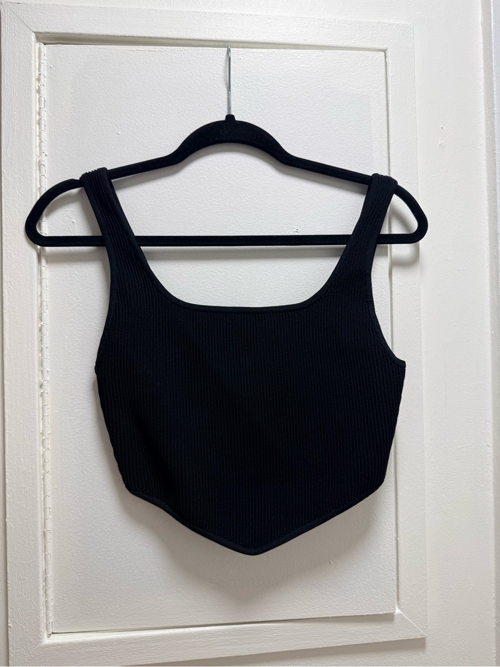 Aritzia Black Ribbed Square-Neck Cropped Tank